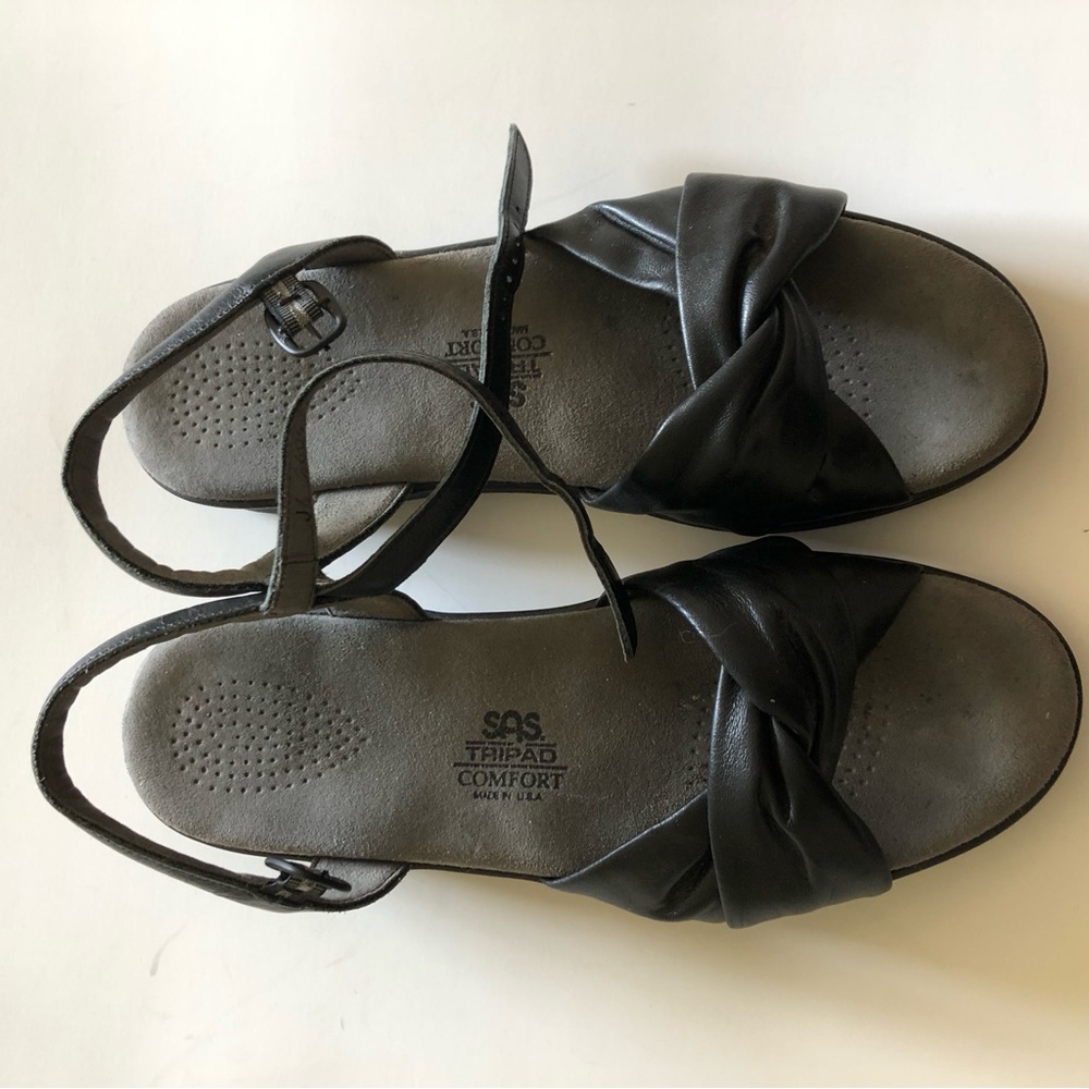 SAS Leather Tripad Soft Cushion Foot Massage Orthopedic Comfort Sandal S…